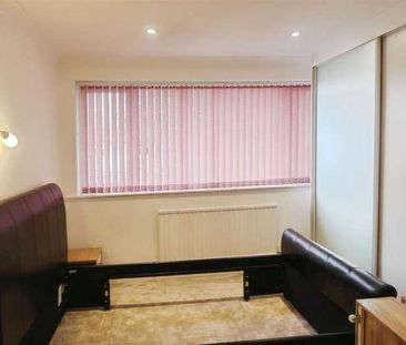 Hildenborough Crescent, Maidstone, ME16 - Photo 2