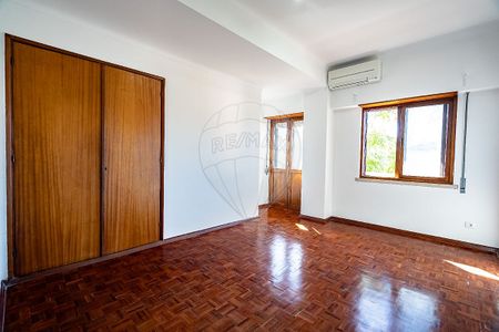 Apartamento T4 em Coimbra - Photo 2