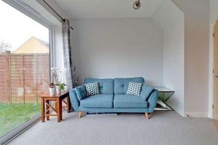 Newdawn Place, Cheltenham, GL51 - Photo 2
