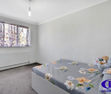 5 bedroom semi-detached house to rent - Photo 1