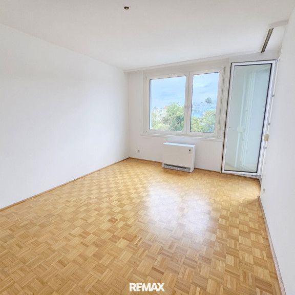 SÜD-BALKON MIT ca.7,10m² - 4 ZIMMER - OBER ST. VEIT - HELL - GRÜN - RUHIG - Photo 1