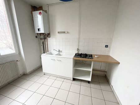 LOCATION - APPARTEMENT T1 - SAINT PRIEST Saint-Priest (69800) - Photo 3