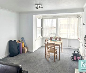 Seabright, West Parade - Photo 1