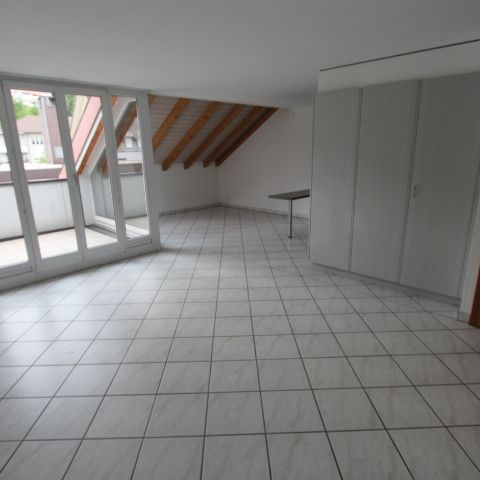 Zu vermieten helle 5,5-Zi-Duplexwohnung mit Weitblick- Biel - Photo 1