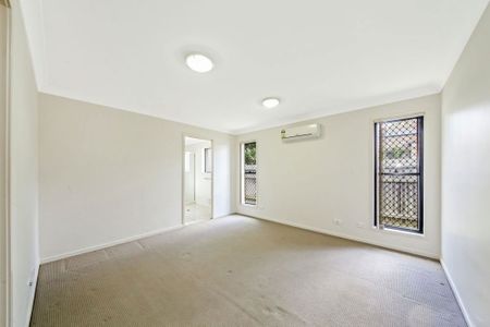 Spacious Family Living in a Quiet Cul-De-Sac – 17 Twickenham Place, Bald Hills - Photo 2