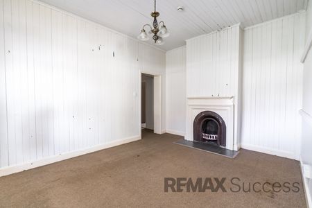 111 Mort Street, Toowoomba City QLD 4350 - House For Rent | Domain - Photo 3