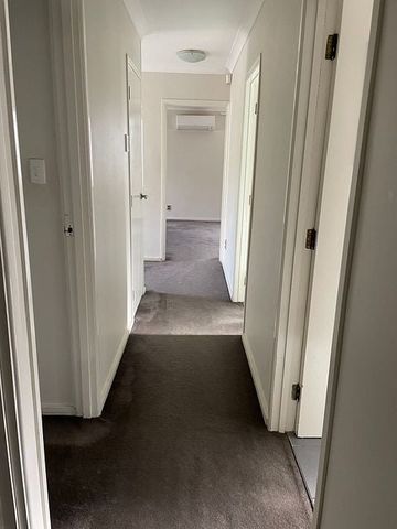 3 BEDROOM HOUSE WITH 1 BATH & 2 TOILETS. - Photo 5