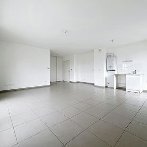 Tassin : Lumineux T3 avec grand balcon et garage - Photo 2