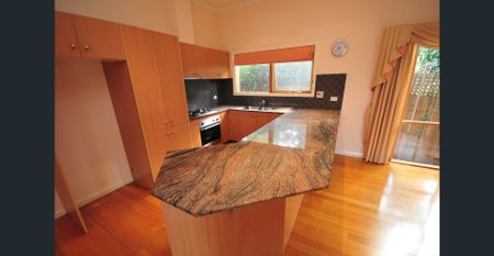 Unique, Spacious and Wonderfully Serene - Photo 4