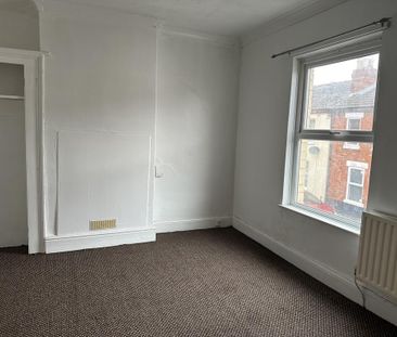 3 bedroom terraced house to rent - Photo 6