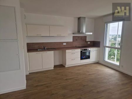 CAPUCINS - APPARTEMENT T3 NEUF - BALCON - ASCENSEUR - Photo 2
