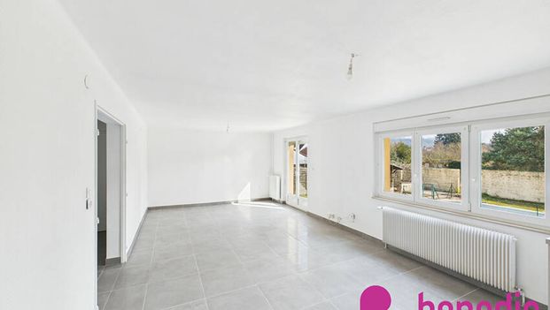 CORNY SUR MOSELLE - MAISON F6 - 4 CHAMBRES - PISCINE - Photo 1