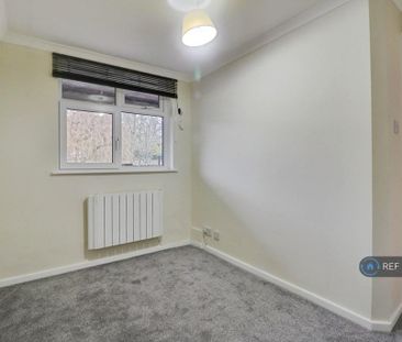 4 bedroom maisonette to rent - Photo 5