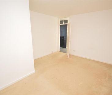 Town Lane, Wirral, CH63 - Photo 5
