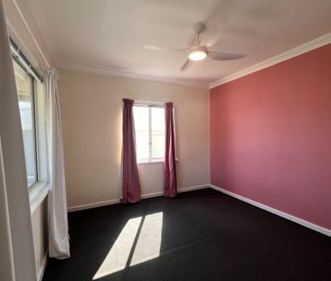 43 Doney Street, Narrogin - Photo 1