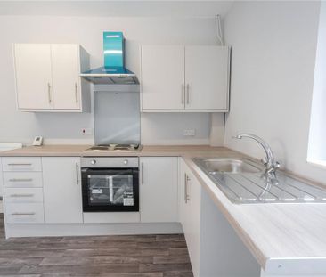 2 bedroom terraced house to rent - Photo 5