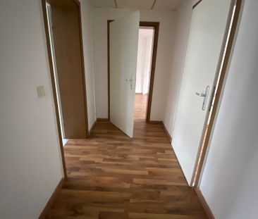 Großzügige 3-RW mit offener Wohnküche im Dachgeschoss sucht! - Photo 4