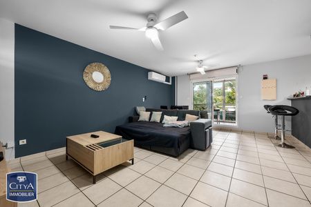 Location Appartement 4 pièces 99m² BOIS DE NEFLES ST PAUL 97411 - Photo 5