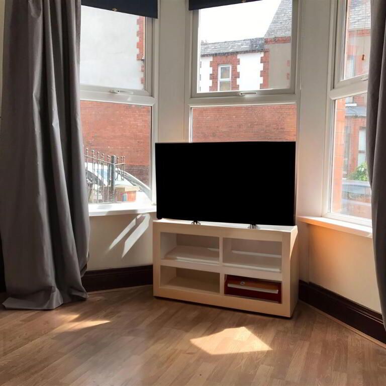 5 Riverview Street, Stranmillis, Belfast, BT9 5FD - Photo 1