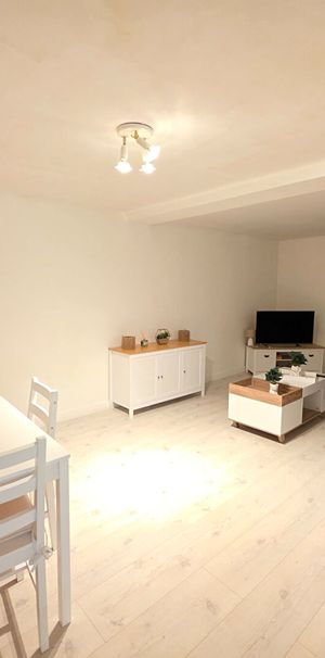 Location Appartement 2 pièces 43m² - Photo 1