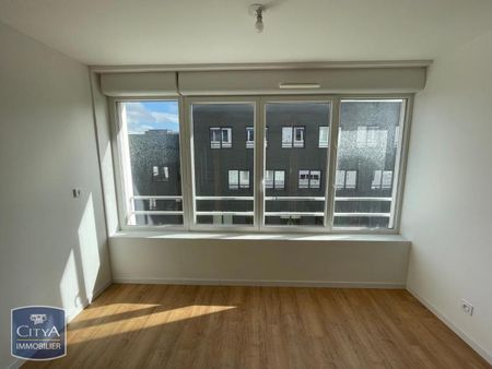 Location Appartement 2 pièces 42m² NANTES 44300 - Photo 2