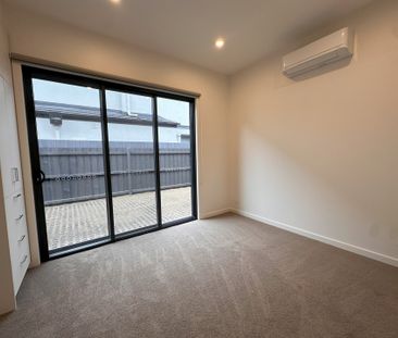 8B Edinburgh Street, Bentleigh East - Photo 3