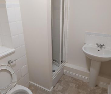 2 bedroom apartment to rent - Photo 6