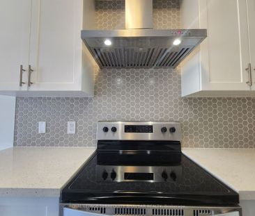 For Lease - 9 Roywood Street, Kitchener, Ontario - Photo 5