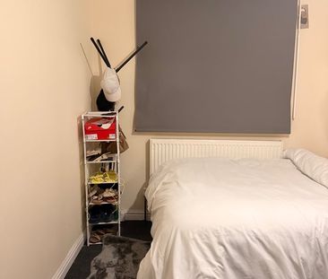 Room in a Shared House, Kipling Road, BS7 - Photo 1