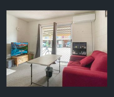 8/11 Porter Street, Mackay, Qld 4740 - Photo 2