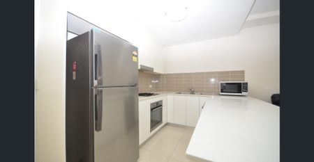 Near New 2 Bedroom Apartment!!! - Photo 5