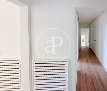 Luxury Villa for rent in Hortaleza, Chamartin, Autonomous Region of... - Photo 3