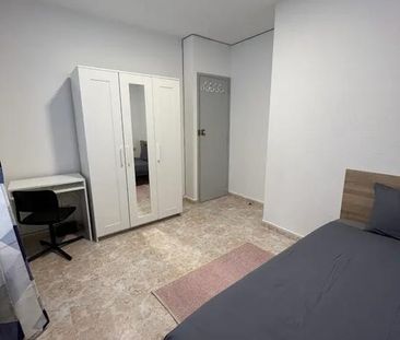 Carrer de Corretger, Barcelona, Catalonia 08003 - Photo 4