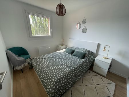 Location Appartement 3 pièces 68m² - Photo 2