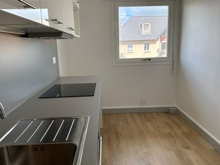 Location Appartement 2 pièces 59m² - Photo 3