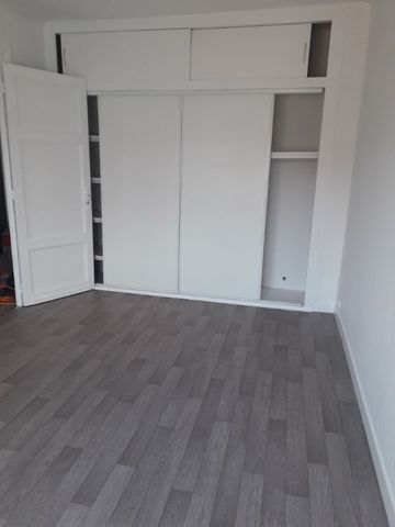 Location Appartement 2 pièces 50m² ROYAN 17200 - Photo 2