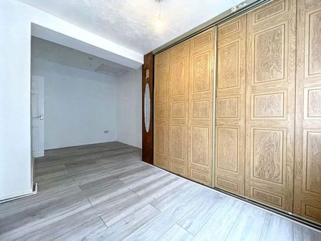 2 bed bungalow to rent in SR8 - Photo 4