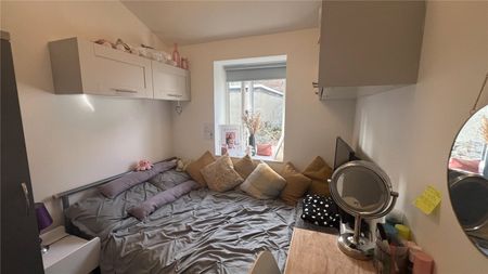 Mountain View, Bangor, Gwynedd, LL57 - Photo 4