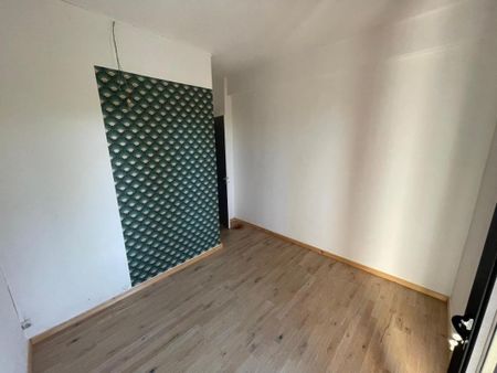 Location Appartement 5 pièces 132m² LE TAMPON 97430 - Photo 4