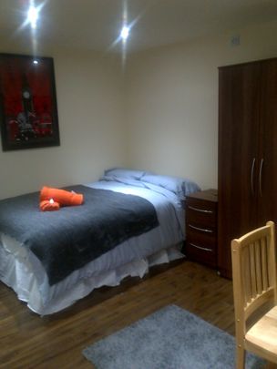 Studio Flat, Cranhurst Road, NW2 - Photo 1