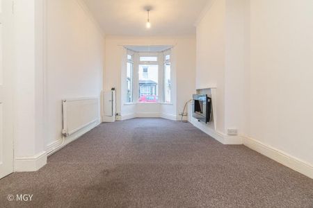 2 bedroom terraced house to rent - Photo 3