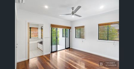 Private City View Estate five bedroom home with pool - Photo 3