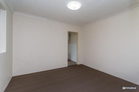 8/5 Lemongrove Road, 2750, Penrith Nsw - Photo 2