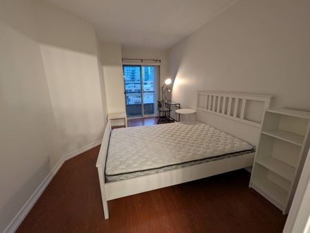 For Lease - 55 Bloor Street Unit# 2008, Toronto, Ontario - Photo 2