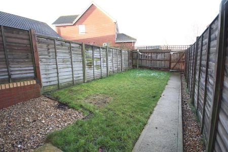 2 bedroom terraced house to rent - Photo 3