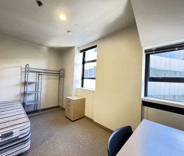 38-42 The Terrace, Wellington Central - Photo 2