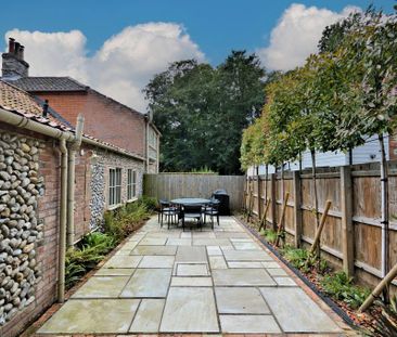2 bedroom semi-detached bungalow to rent - Photo 2