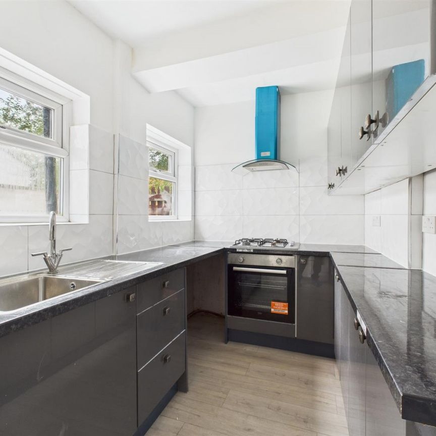 2 bedroom End of terrace house to rent - Photo 1