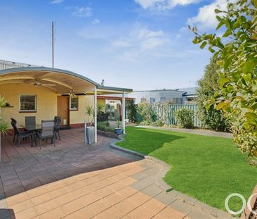 Open the Door to Spacious Family Living in a Prime Coastal Pocket - Photo 1