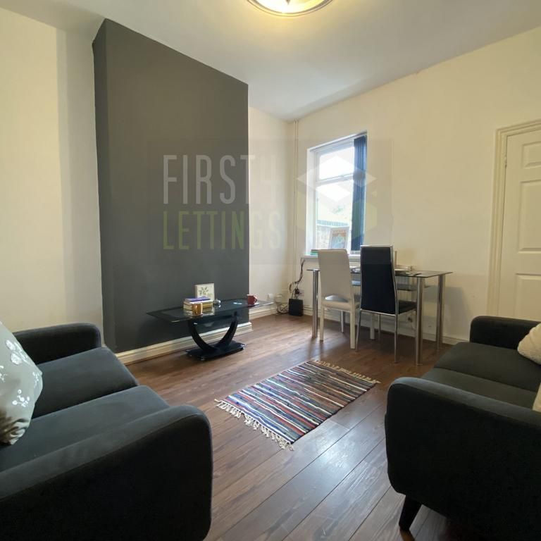 3 bedroom terraced house to rent - Photo 1